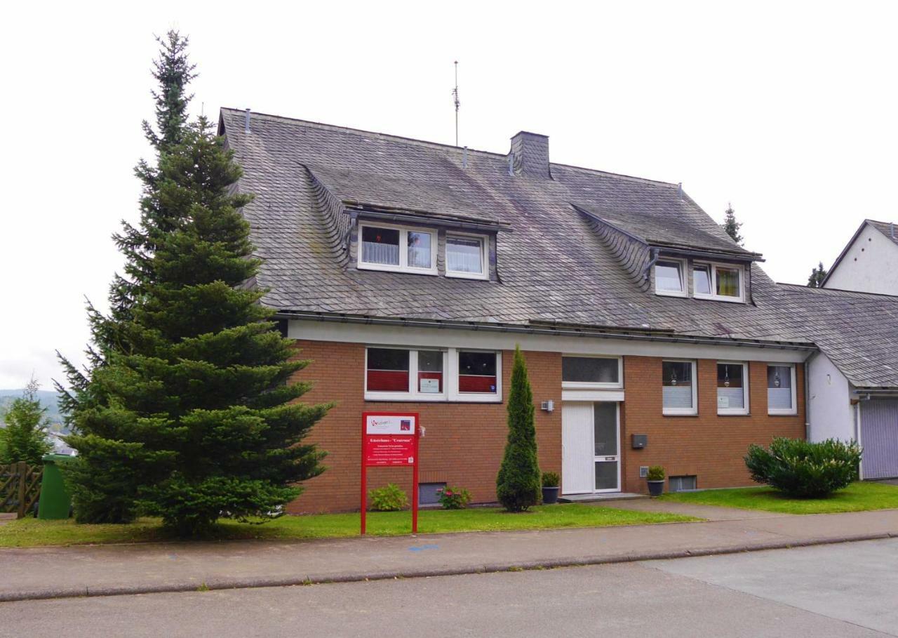 Komfort-Fewo Ettelsberg-Panorama Willingen  Oda fotoğraf
